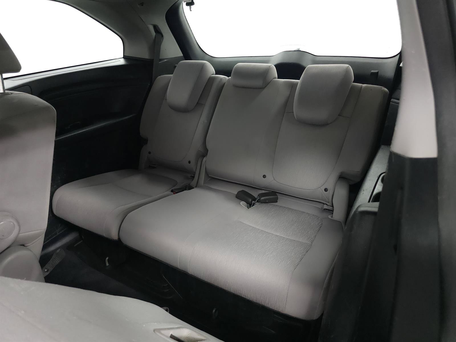 Used 2019 Honda Odyssey EX image 9