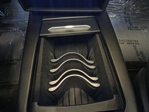 Used 2016 Tesla Model S 90D AWD/4WD image 22