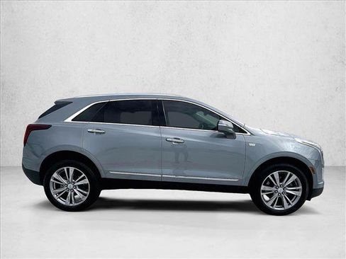 Used 2023 Cadillac XT5 Premium Luxury FWD image 5