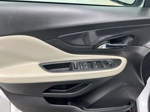 Used 2020 Buick Encore Preferred FWD image 20