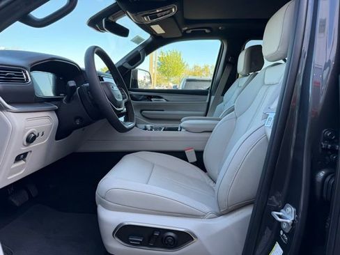 New 2026 Jeep Grand Wagoneer L Limited AWD/4WD image 12