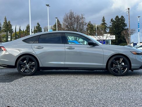 Certified 2025 Honda Accord Sport image 7