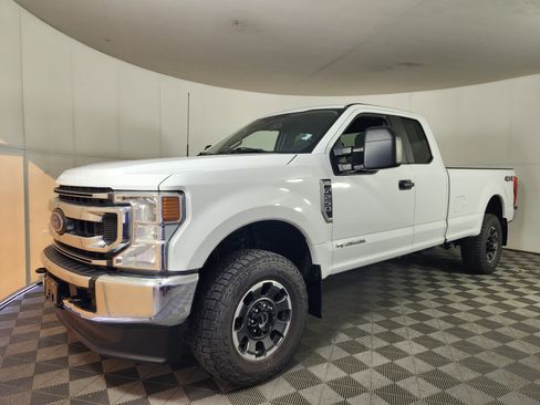Used 2021 Ford F250 XL w/ STX Appearance Package image 3