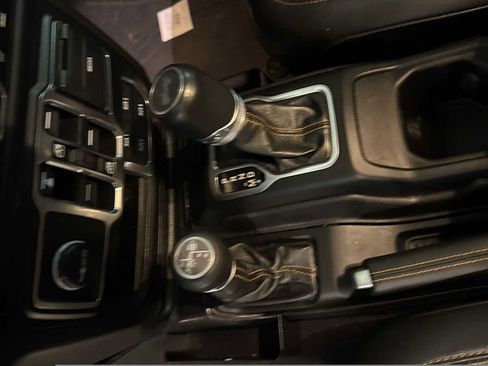 Used 2023 Jeep Wrangler Unlimited Sahara AWD/4WD image 12