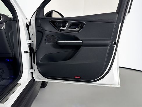 New 2026 Mercedes-Benz GLC 300 image 22