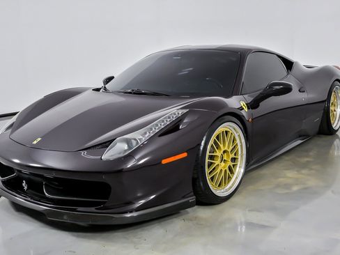 Used 2011 Ferrari 458 Italia Coupe RWD image 5