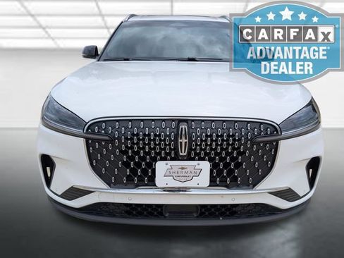 Used 2025 Lincoln Aviator Reserve AWD/4WD image 28