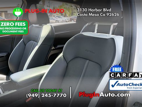 Used 2025 Kia K5 GT-Line w/ GT-Line Premium Package FWD image 8