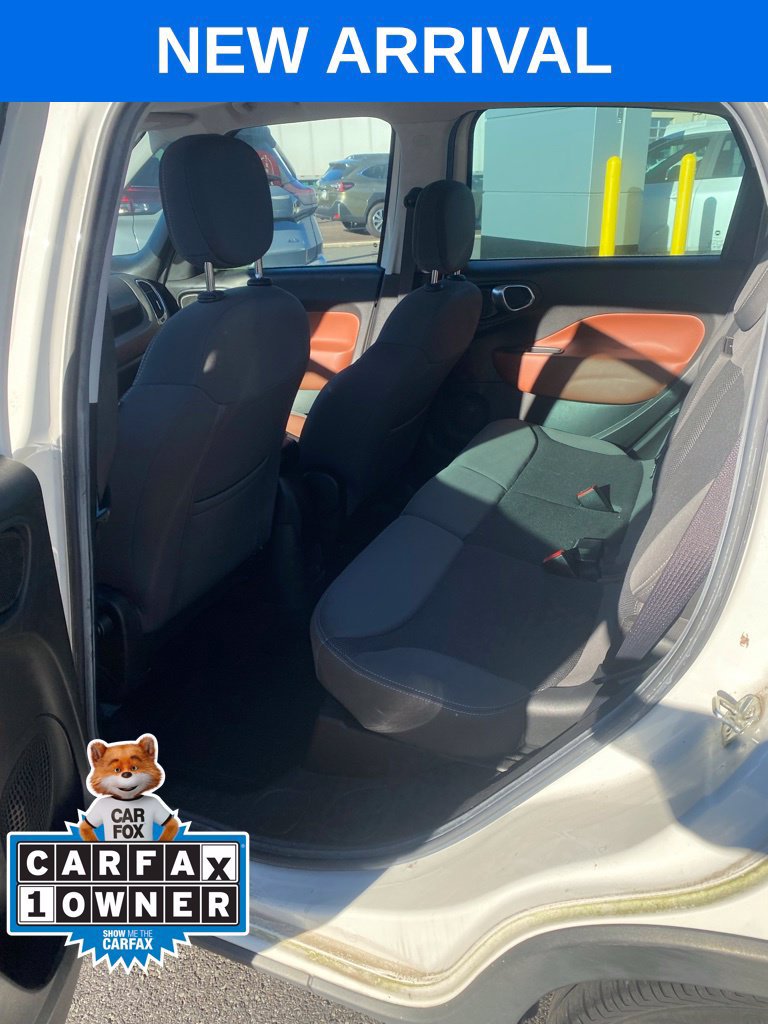 Used 2014 FIAT 500L Trekking w/ Popular Equipment Group FWD image 13