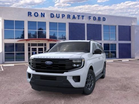 New 2026 Ford Expedition Active AWD/4WD image 3
