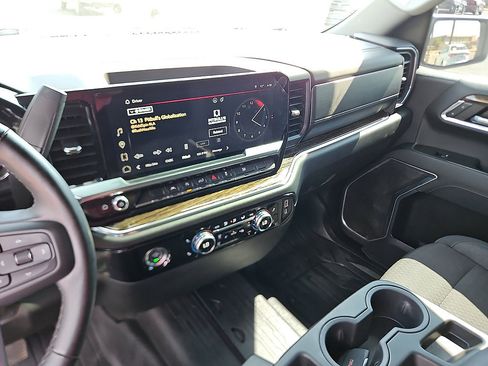 Used 2024 GMC Sierra 1500 Elevation w/ LPO, Elevation Black Package RWD image 17