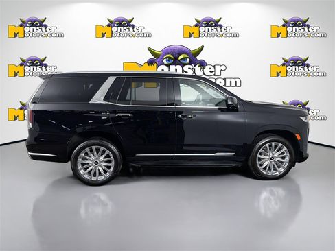 Used 2024 Cadillac Escalade Premium Luxury image 4