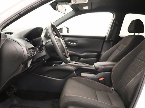 Used 2024 Honda HR-V Sport image 15
