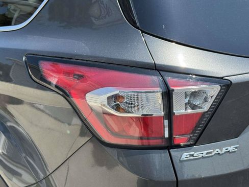 Used 2018 Ford Escape SEL AWD/4WD image 8