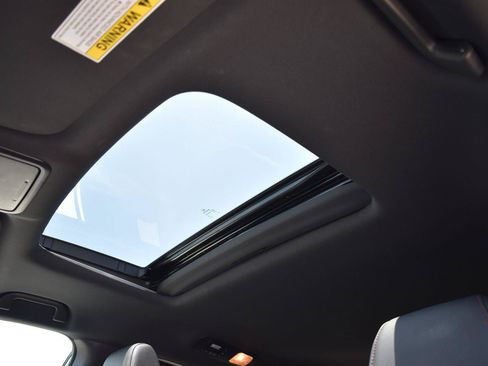 Used 2025 Honda Odyssey Sport-L image 12
