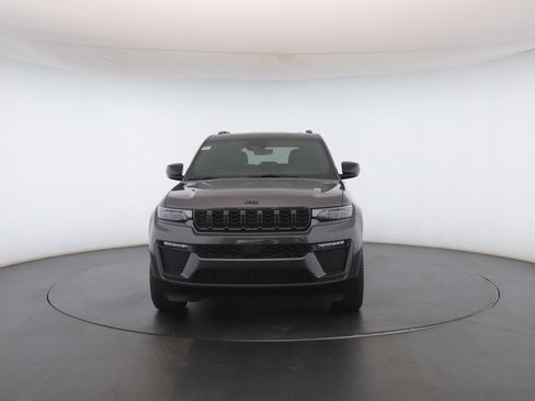 New 2026 Jeep Grand Cherokee Limited w/ Limited Altitude Package AWD/4WD image 20