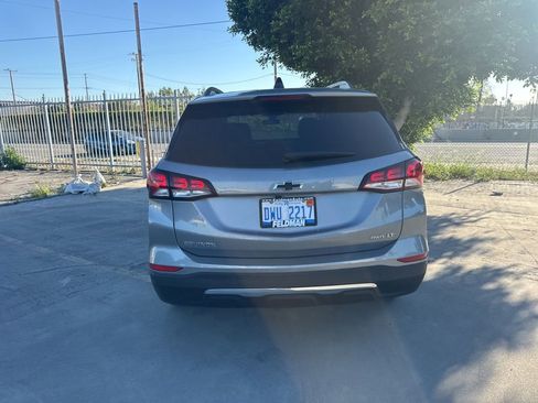 Used 2024 Chevrolet Equinox LT image 4