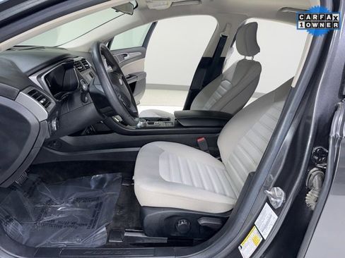 Used 2018 Ford Fusion S image 11