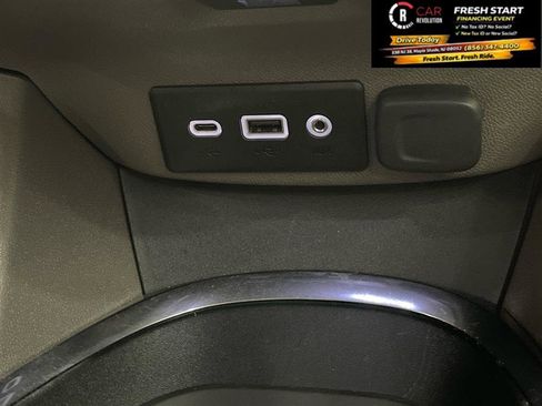 Used 2022 Chevrolet Malibu LT FWD image 22