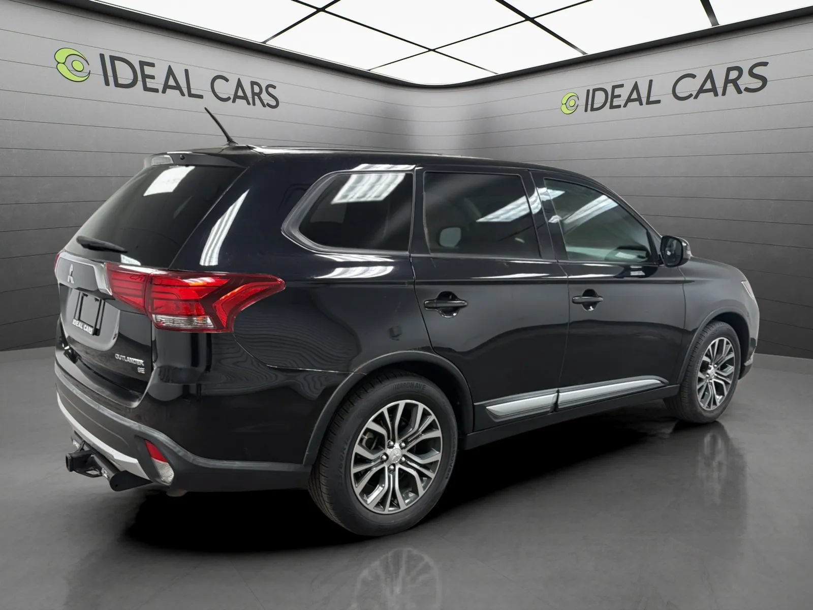 Used 2016 Mitsubishi Outlander SE FWD image 5