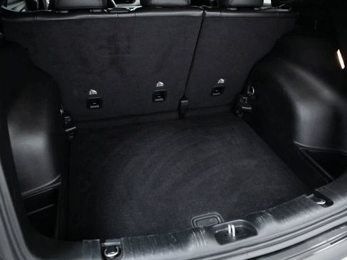 Used 2023 Jeep Compass Latitude image 26