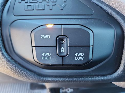 New 2025 RAM 3500 Tradesman w/ Chrome Appearance Group AWD/4WD image 32