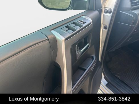 Used 2024 Toyota 4Runner Limited image 11