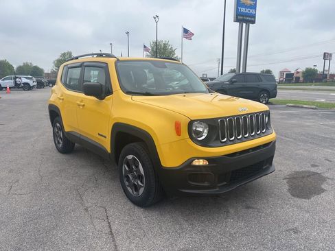 Used 2016 Jeep Renegade Sport w/ Power & Air Group AWD/4WD image 2