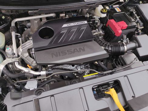 Used 2023 Nissan Rogue SV image 29