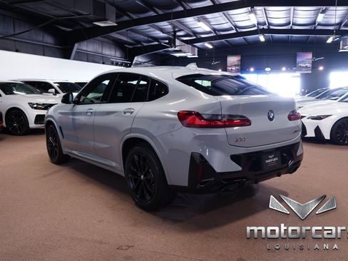 Used 2022 BMW X4 xDrive30i w/ M Sport Package AWD/4WD image 5