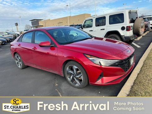 Used 2023 Hyundai Elantra SEL w/ Convenience Package image 1