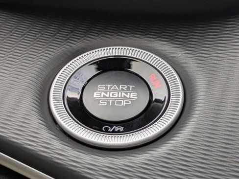 New 2025 Jeep Grand Cherokee L Laredo image 28