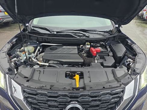 Used 2023 Nissan Rogue SV w/ SV Premium Package image 29