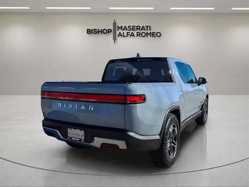 Used 2023 Rivian R1T Adventure image 7