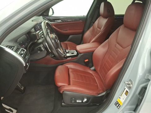 Used 2023 BMW X4 M40i w/ Premium Package image 9