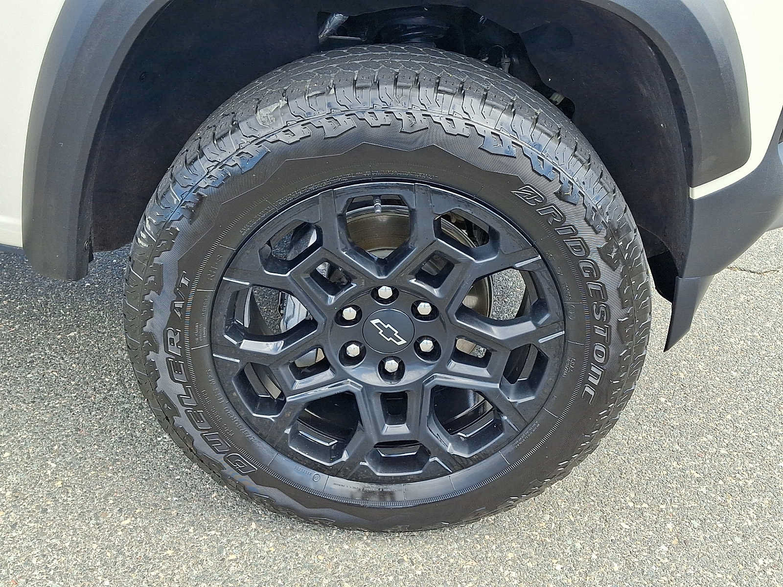 Used 2026 Chevrolet Colorado Trail Boss AWD/4WD image 8