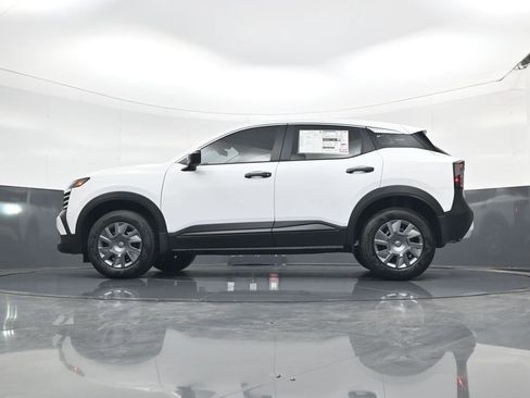 New 2026 Nissan Kicks S image 18