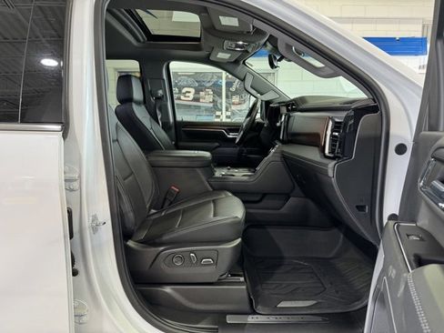 Used 2024 GMC Sierra 2500 Denali w/ Denali Reserve Package image 14