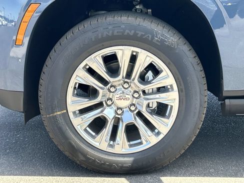 New 2026 GMC Yukon XL Denali w/ Sun & Power Step Package AWD/4WD image 34