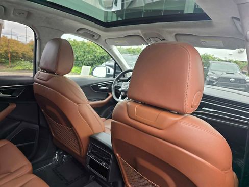 Used 2022 Audi Q7 3.0T Prestige w/ Prestige Package image 16