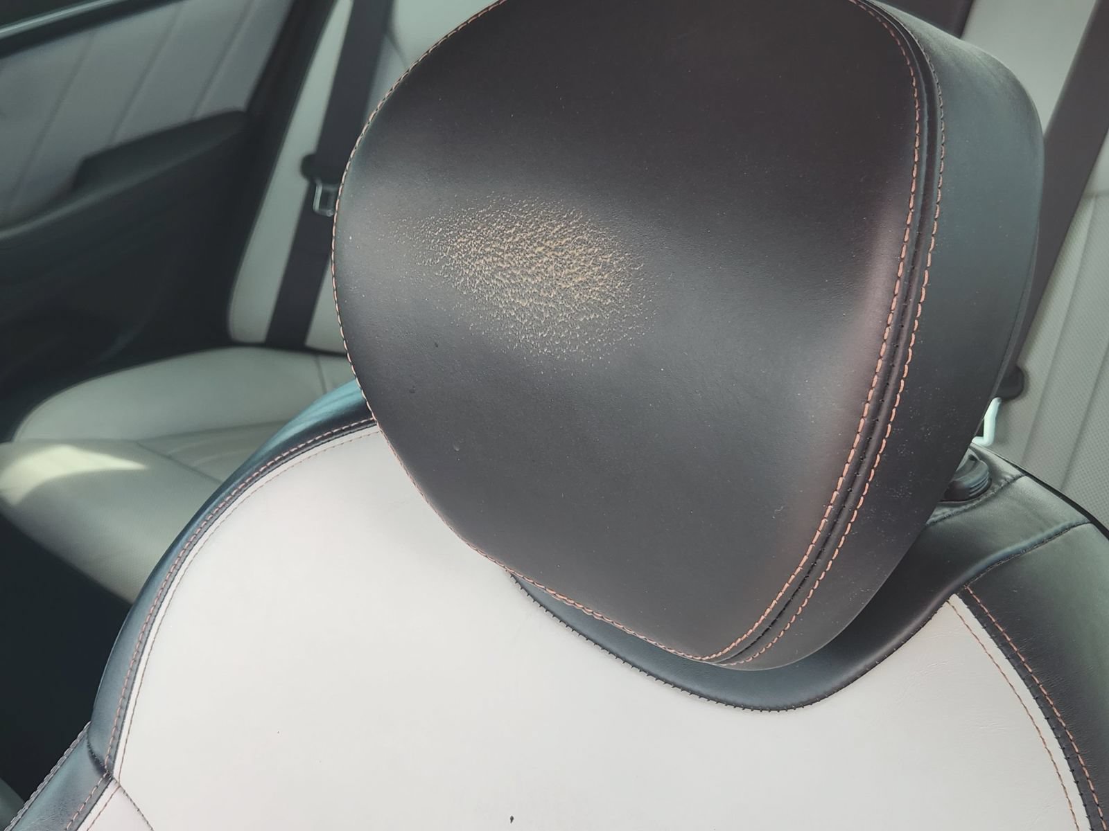 Used 2018 Genesis G80 3.3T Sport RWD image 25