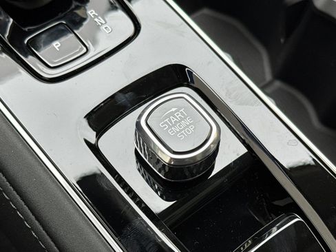 New 2026 Volvo XC90 T8 Ultra w/ Lounge Package image 27