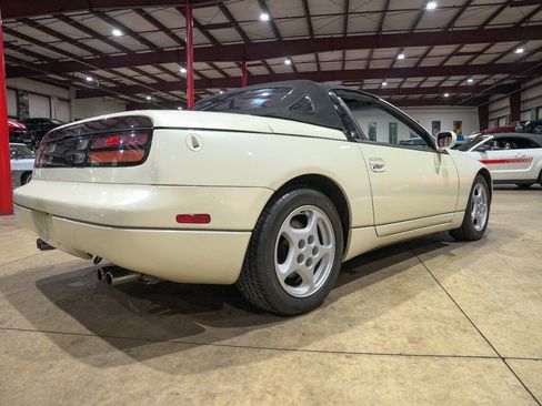 Used 1993 Nissan 300ZX Convertible RWD image 21