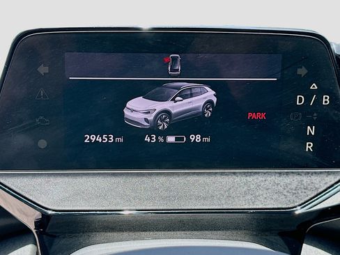 Used 2022 Volkswagen ID.4 Pro RWD image 9