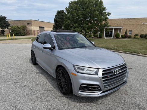 Used 2018 Audi SQ5 Prestige AWD/4WD image 6