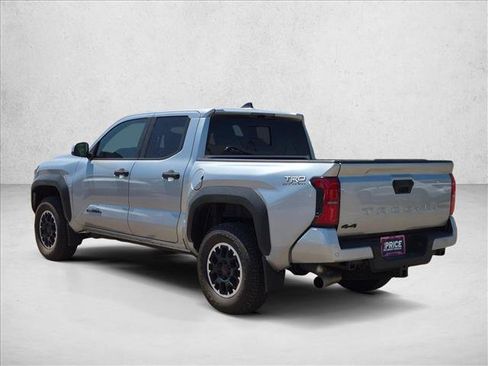 Used 2026 Toyota Tacoma TRD Off-Road w/ TRD Off Road Upgrade Package AWD/4WD image 7