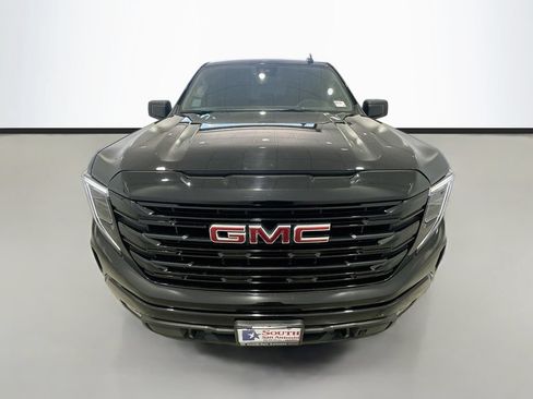 Used 2024 GMC Sierra 1500 Elevation w/ X31 Off-Road Package AWD/4WD image 2