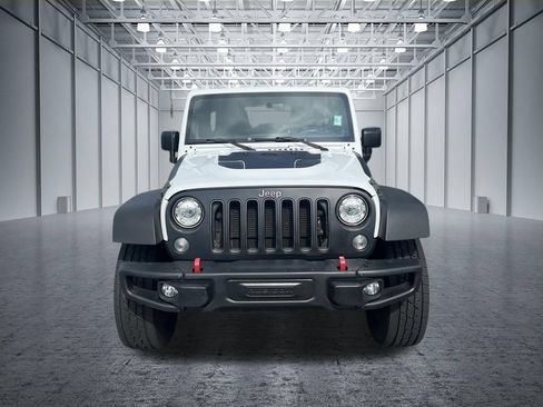 Used 2018 Jeep Wrangler Unlimited Rubicon AWD/4WD image 2