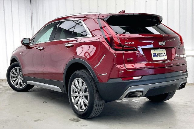 Used 2020 Cadillac XT4 Premium Luxury w/ Cold Weather Package AWD/4WD image 11