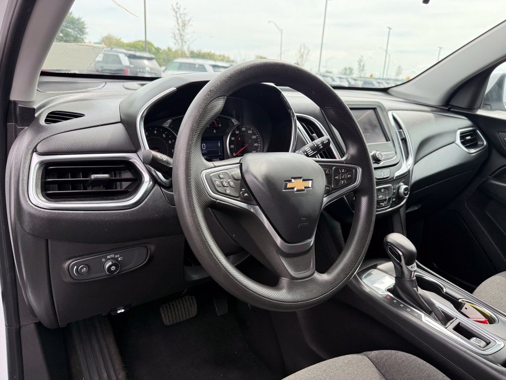 Used 2023 Chevrolet Equinox LT FWD image 11